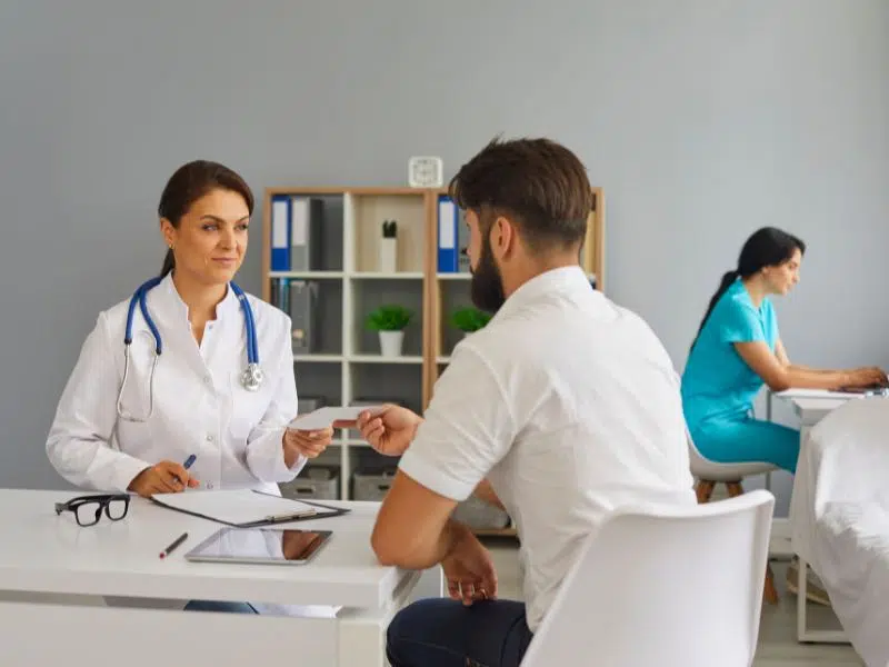 novos pacientes por indicação