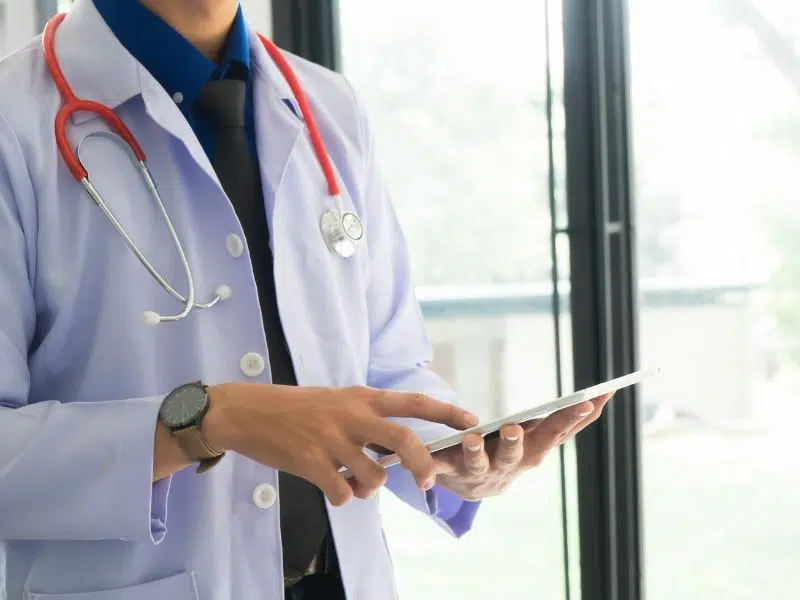 marketing médico atrair novos pacientes