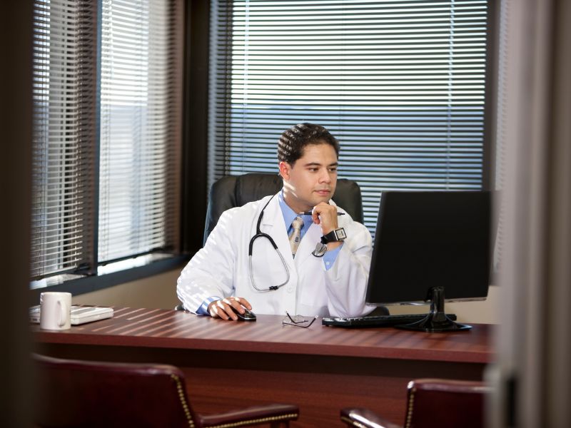 o que é um prontuário eletrônico em uma clínica médica